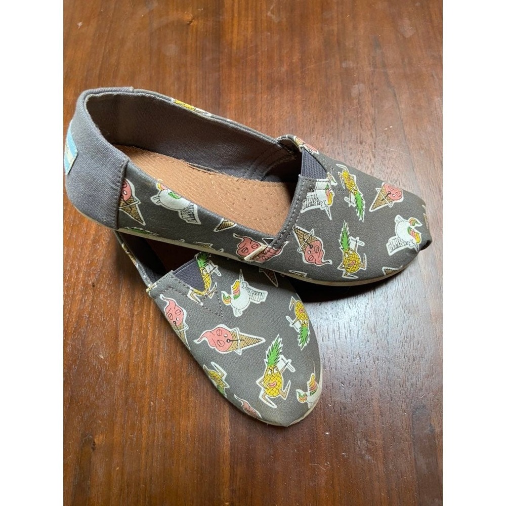 Toms girls shoes unicorn sz 3.5